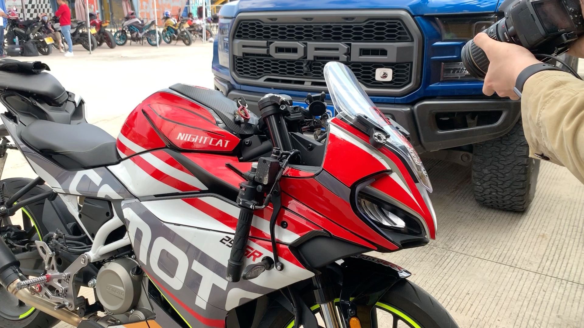 春风250sr改装超战斗低趴车把