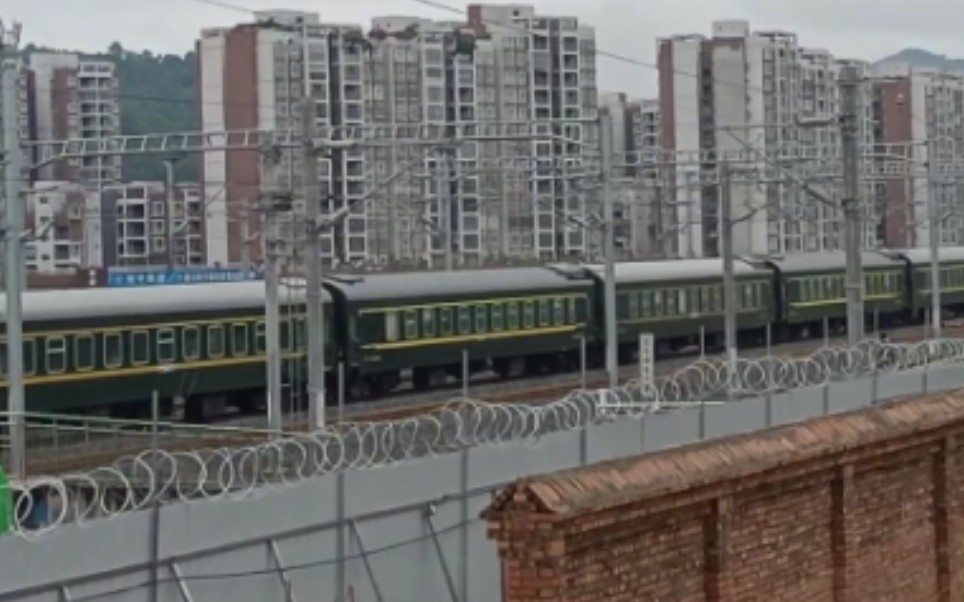 [考古&全列刷绿]ss7e0072牵引乌鲁木齐-重庆北k544次列车跨越阆中站