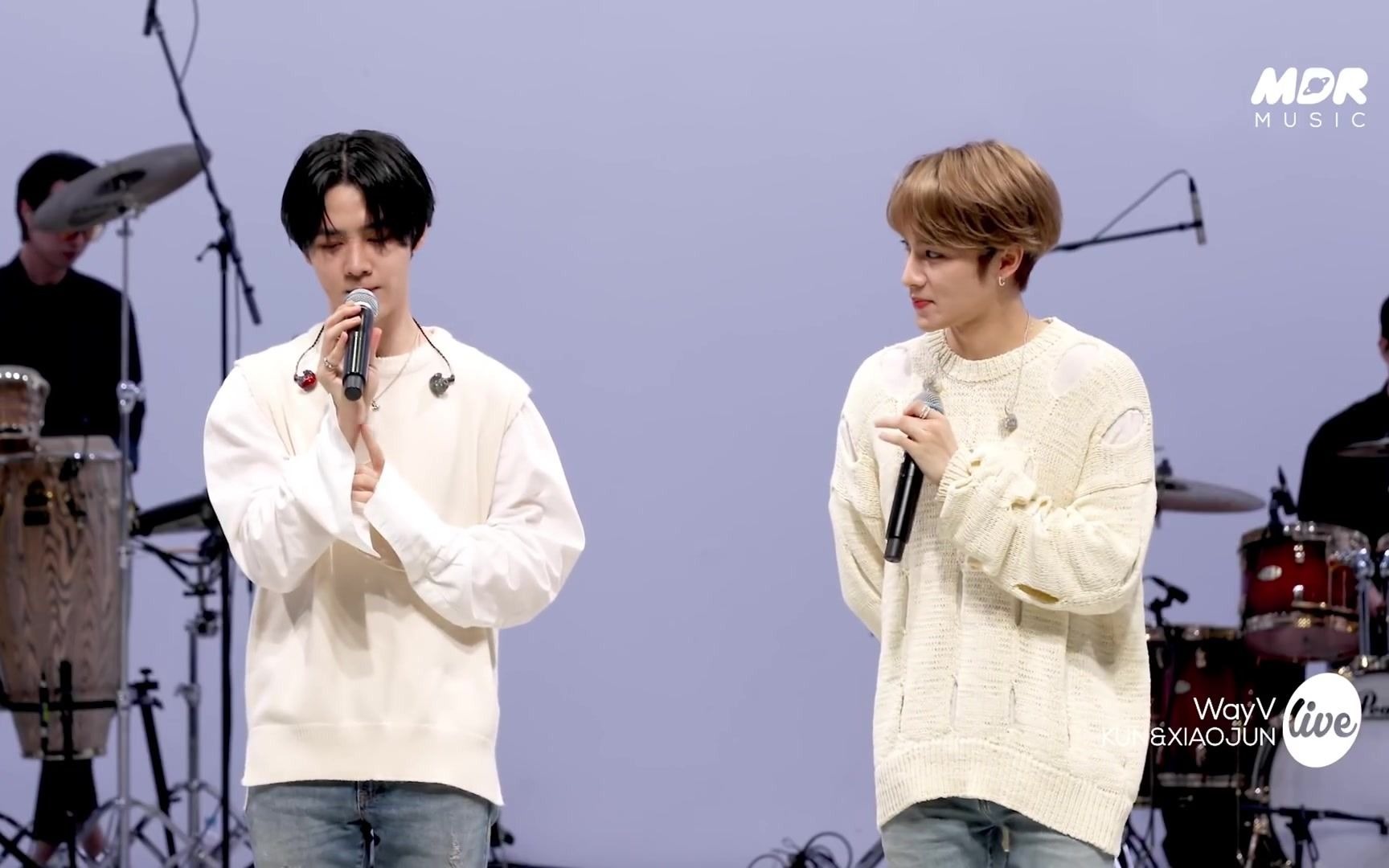 [图][MV] WayV KUN&XIAOJUN - “Back To You (English Ver.)” Band LIVE [it's LIVE]