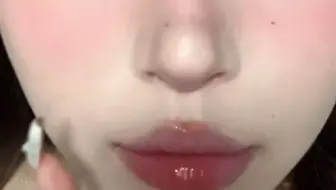 深瞳淡颜 你会懂的