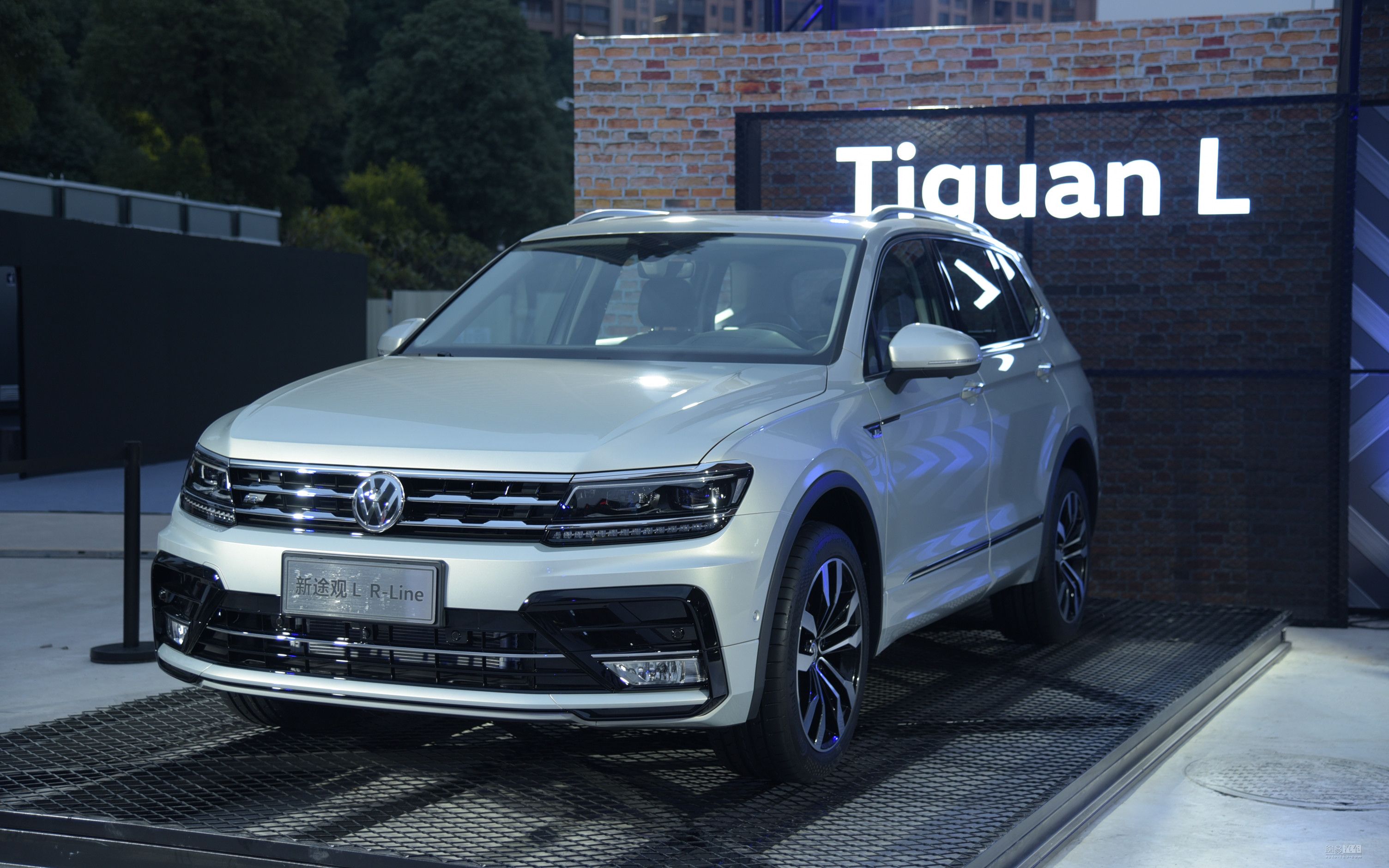 2.0t 四驱系统爆220匹马力,新款大众途观l正式亮相