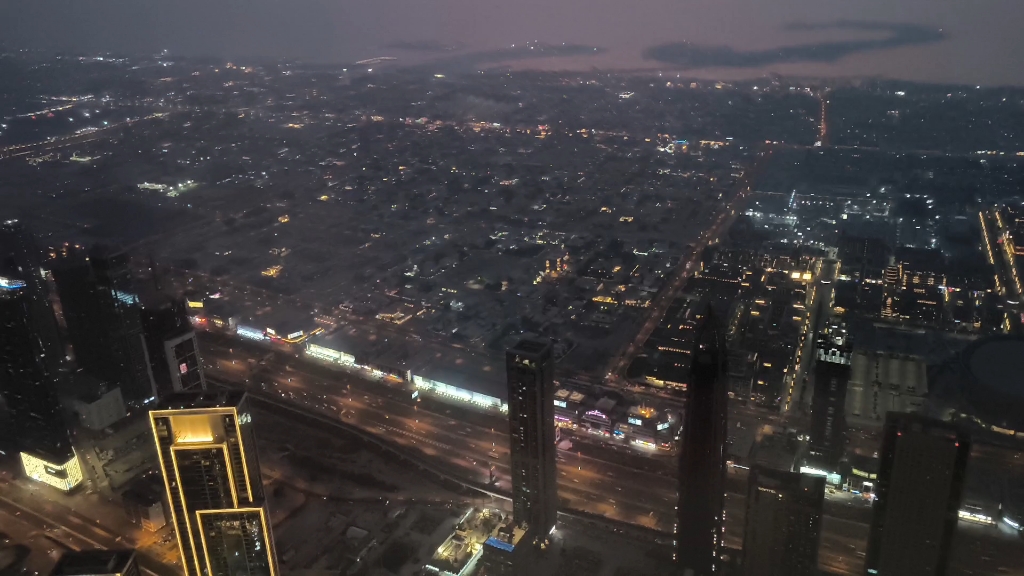 都市夜景,灯火辉煌!迪拜塔俯瞰全城美景!