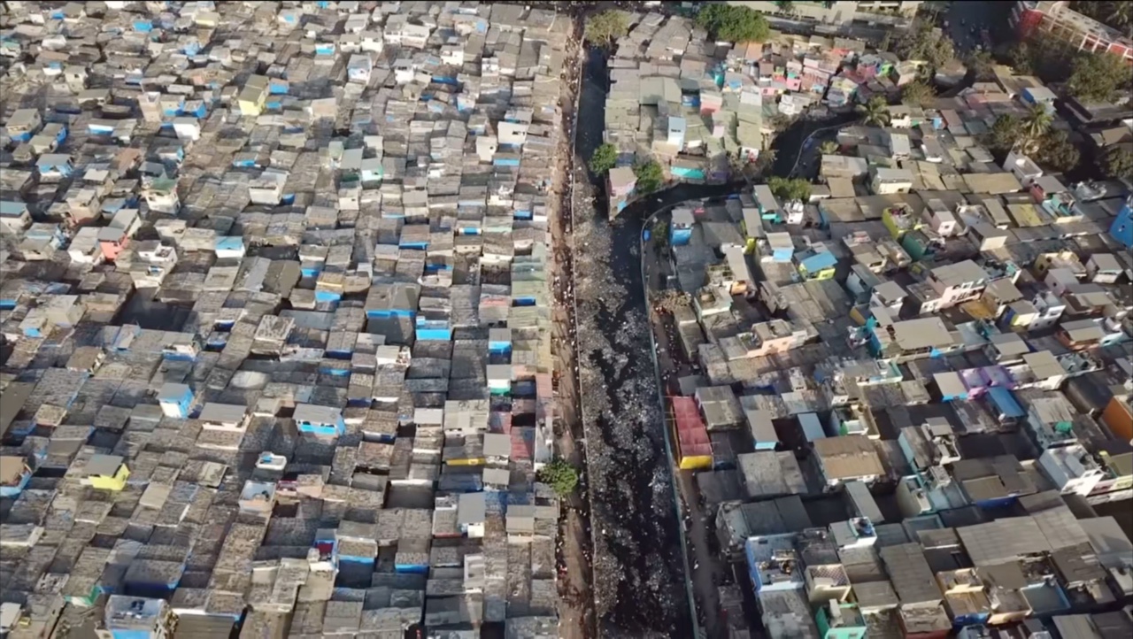 外国小哥拍摄的印度最大贫民窟达拉维