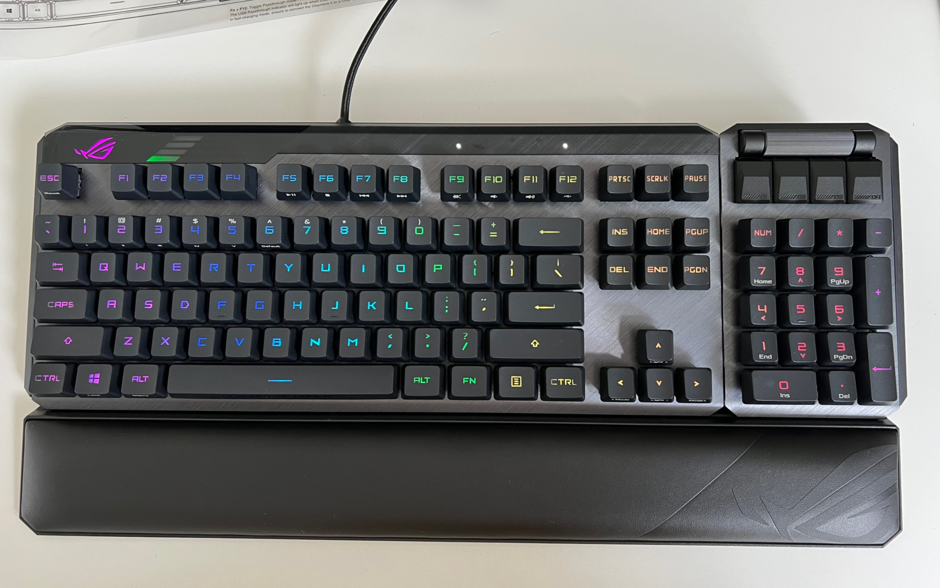 华硕 龙骑士2 键盘简单开箱