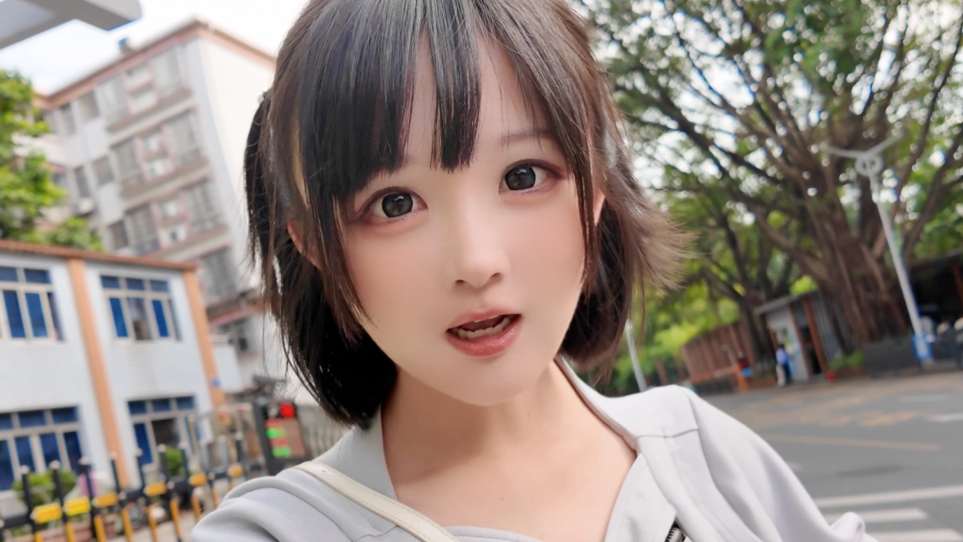 怎么没人告诉我原来大学生活是这样的啊？？？