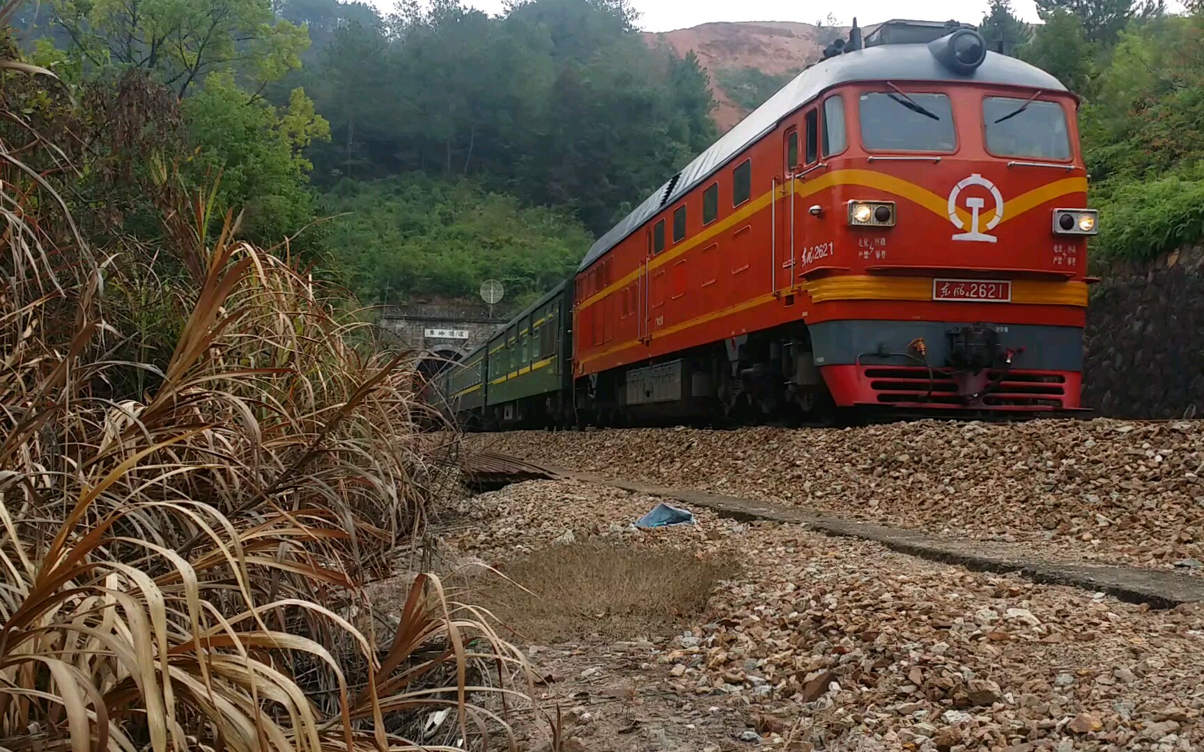 汕头-广州东 广铁龙段df4b 25z_哔哩哔哩 (゜-゜)つロ 干杯~-bilibili