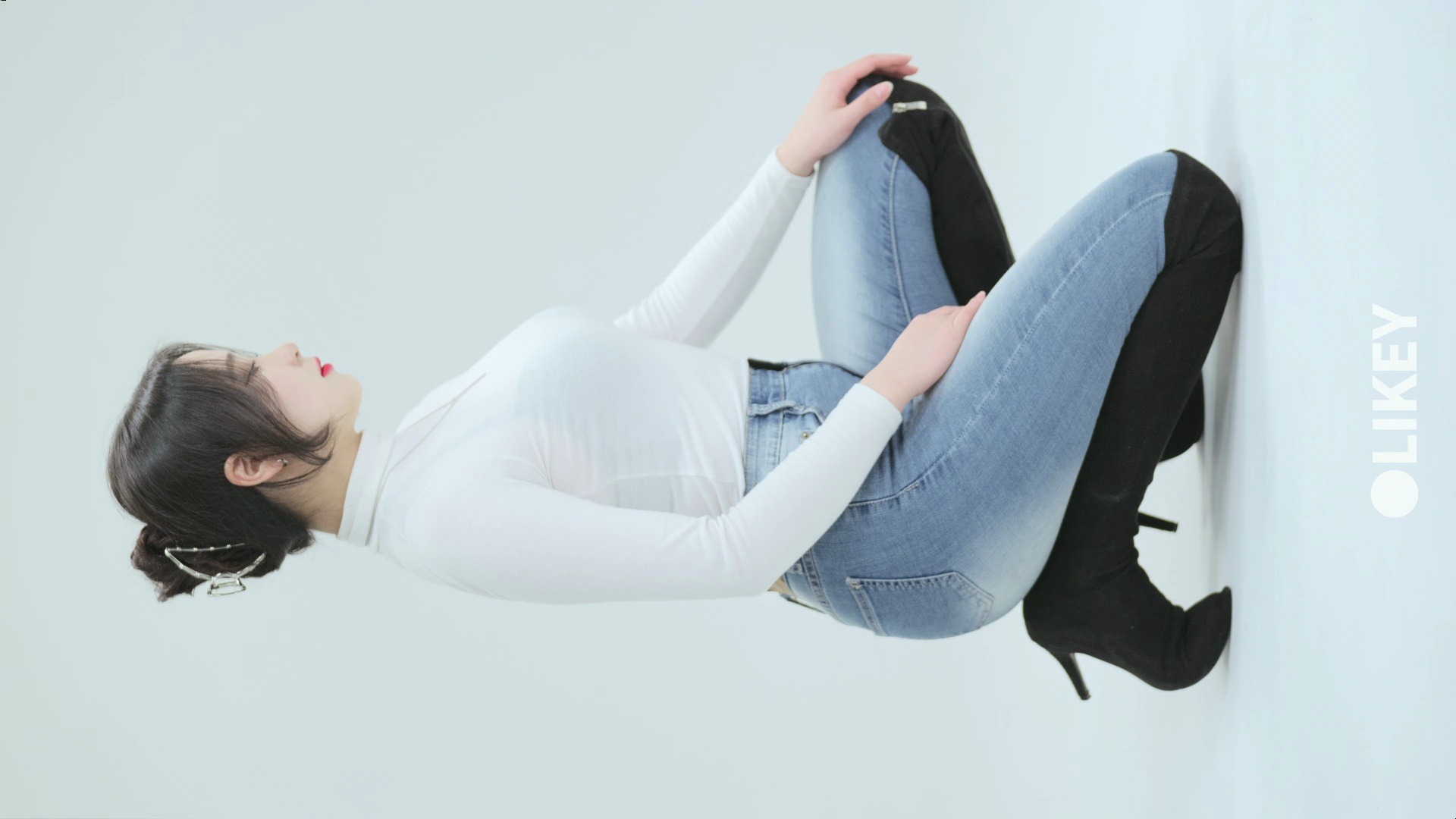 泰国抖音热舞=抖音泰国跳舞的女生叫什么