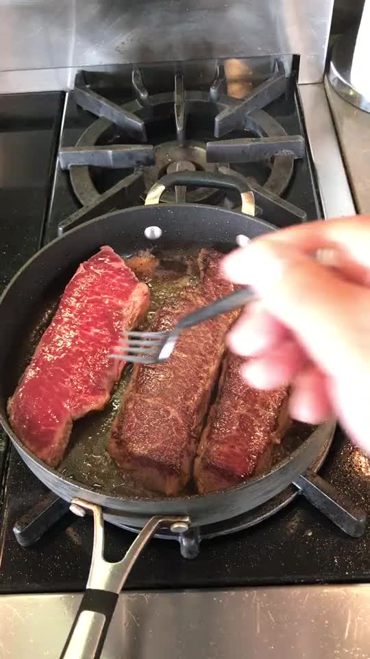 封边牛排牛肉哥