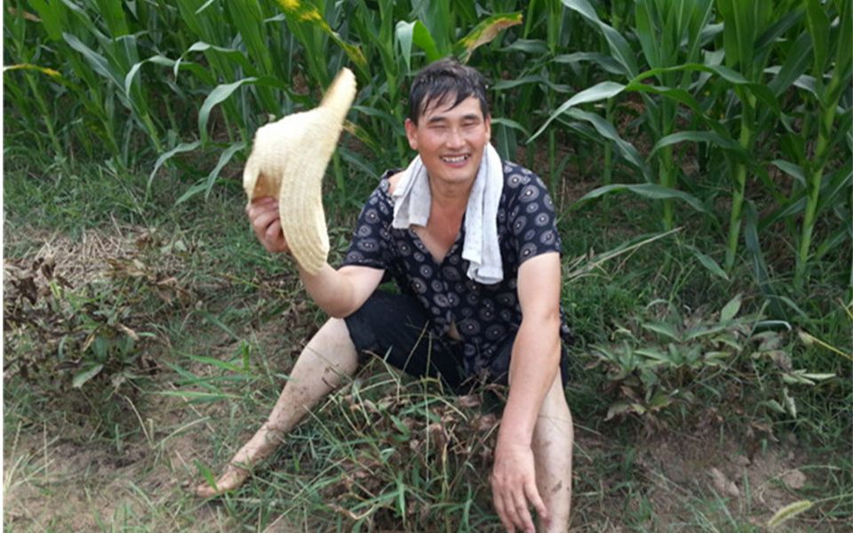 淳朴都是装的?农民就不能去按摩店吗?