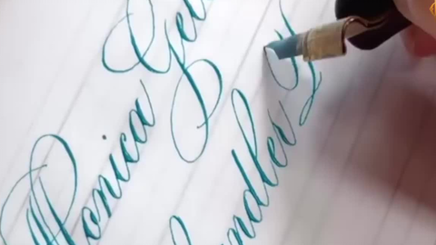 看写英文花体字真的超解压 英语书法 哔哩哔哩