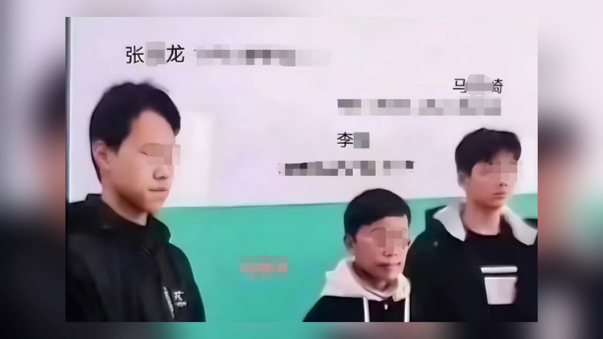 被害男孩父亲怀疑杀人埋尸有帮凶_被害小男孩 被害男孩父亲猜疑杀人埋尸有帮凶_被害小男孩（被害男孩父亲果然是罪魁祸首） 谷歌词库