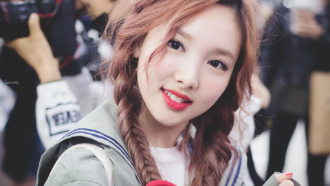 【twice林娜琏】兔牙18年好看的直拍