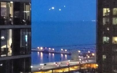 [图]#UFO目击报告# 2021年3月21日，美国 Lake Michigan