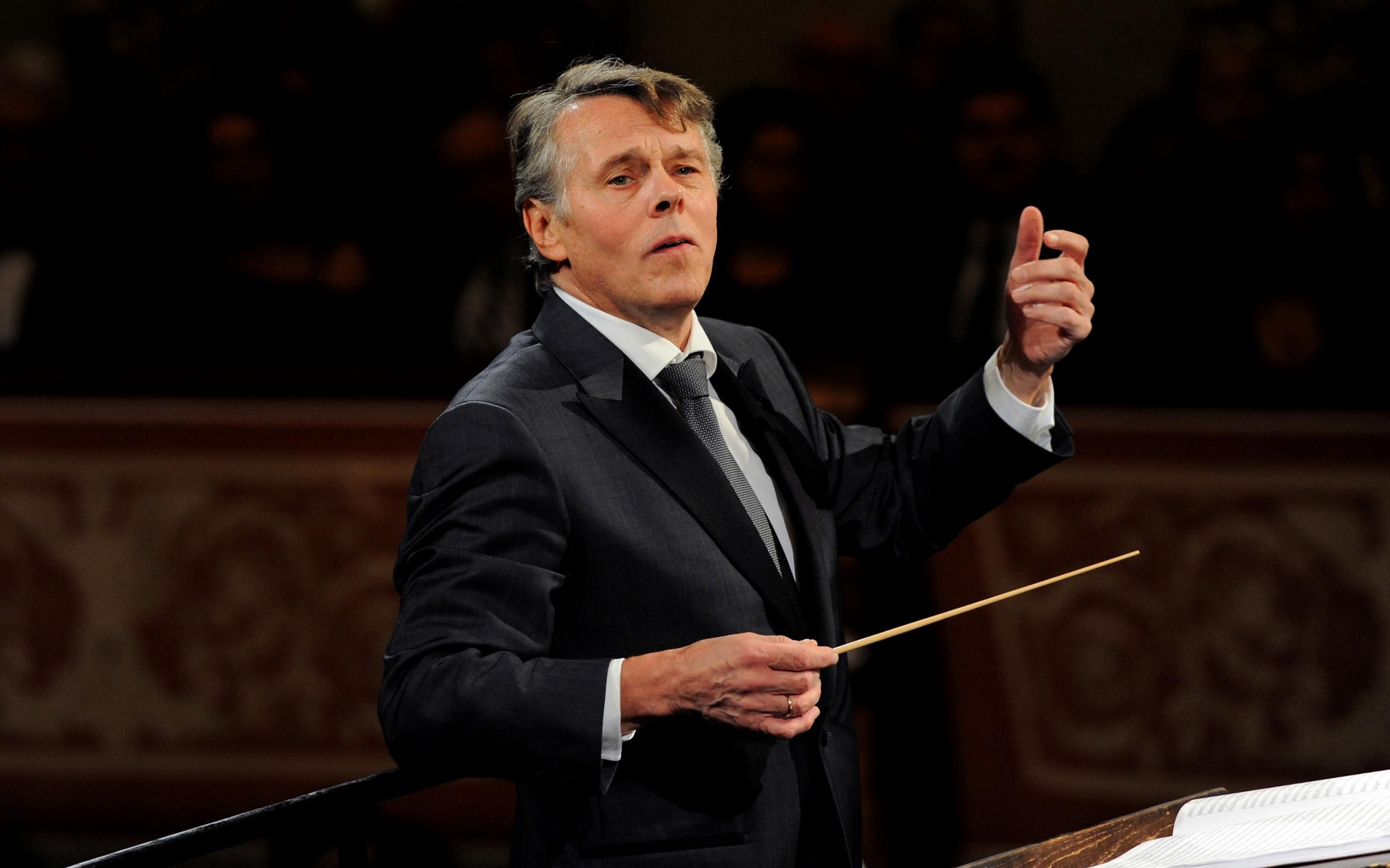 2016维也纳新年音乐会 指挥:马里斯·杨松斯 无台标