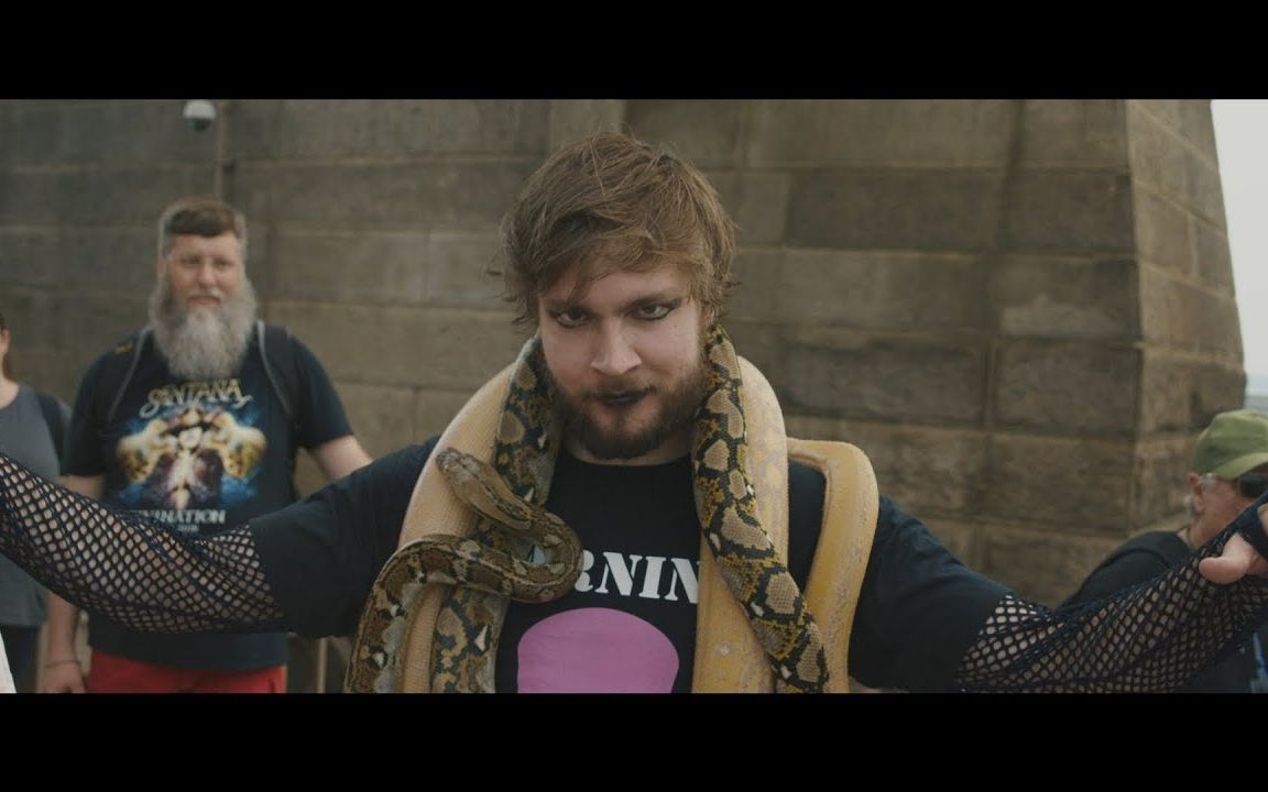 jakey - not dead yet (official music video)_哔哩哔哩 (゜-゜)つロ