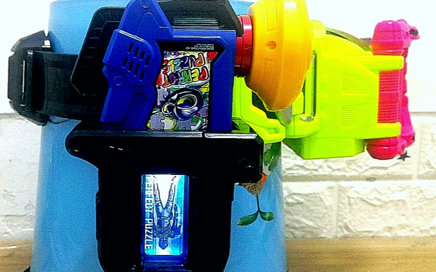 假面骑士帕拉德 完美拼图奋击斗士双重卡带