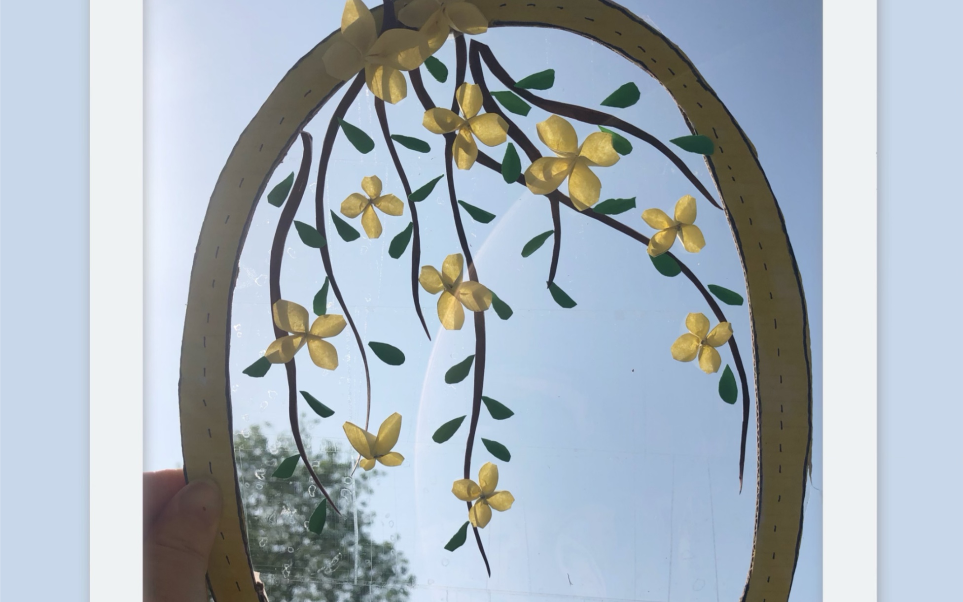 春天手工—迎春花!春暖花开,用废纸壳和彩纸做迎春花吧!