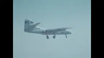 Video herunterladen: A-10和A-9攻击机首飞