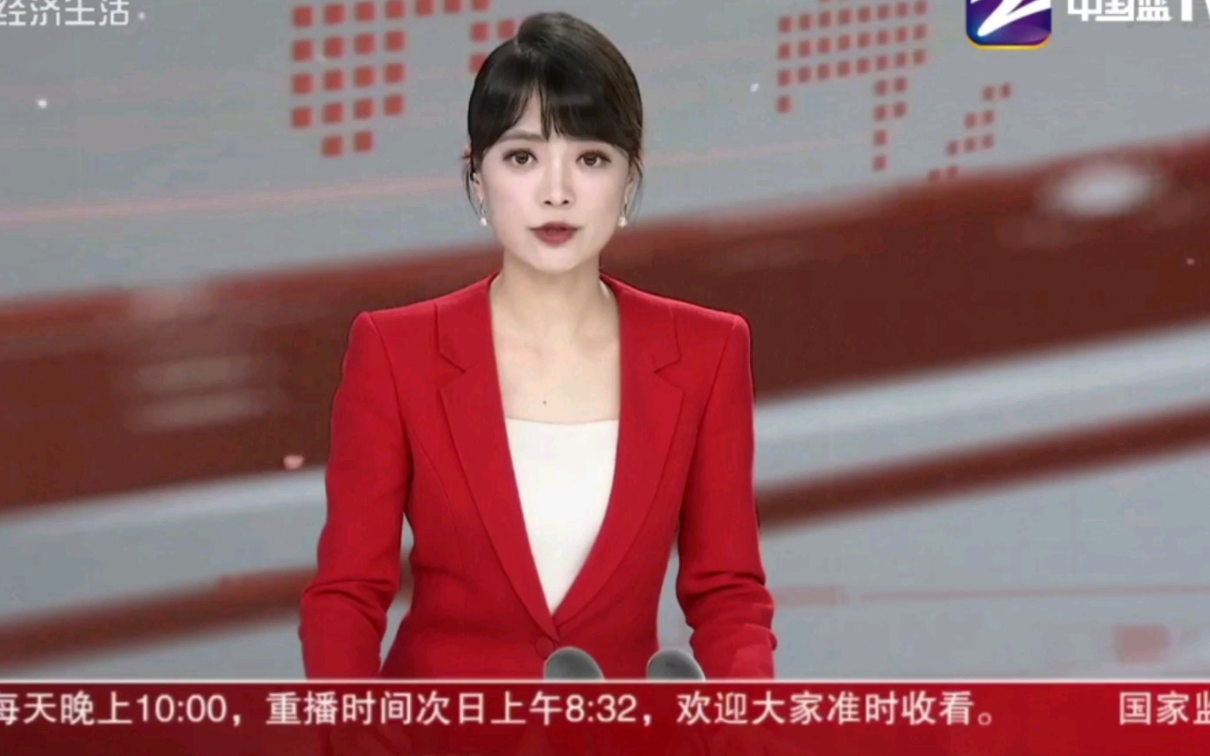 论新闻主持人的台前幕后