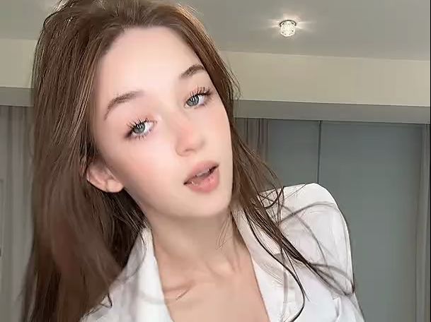 快手 俄罗斯少女时代 8.3 热舞3