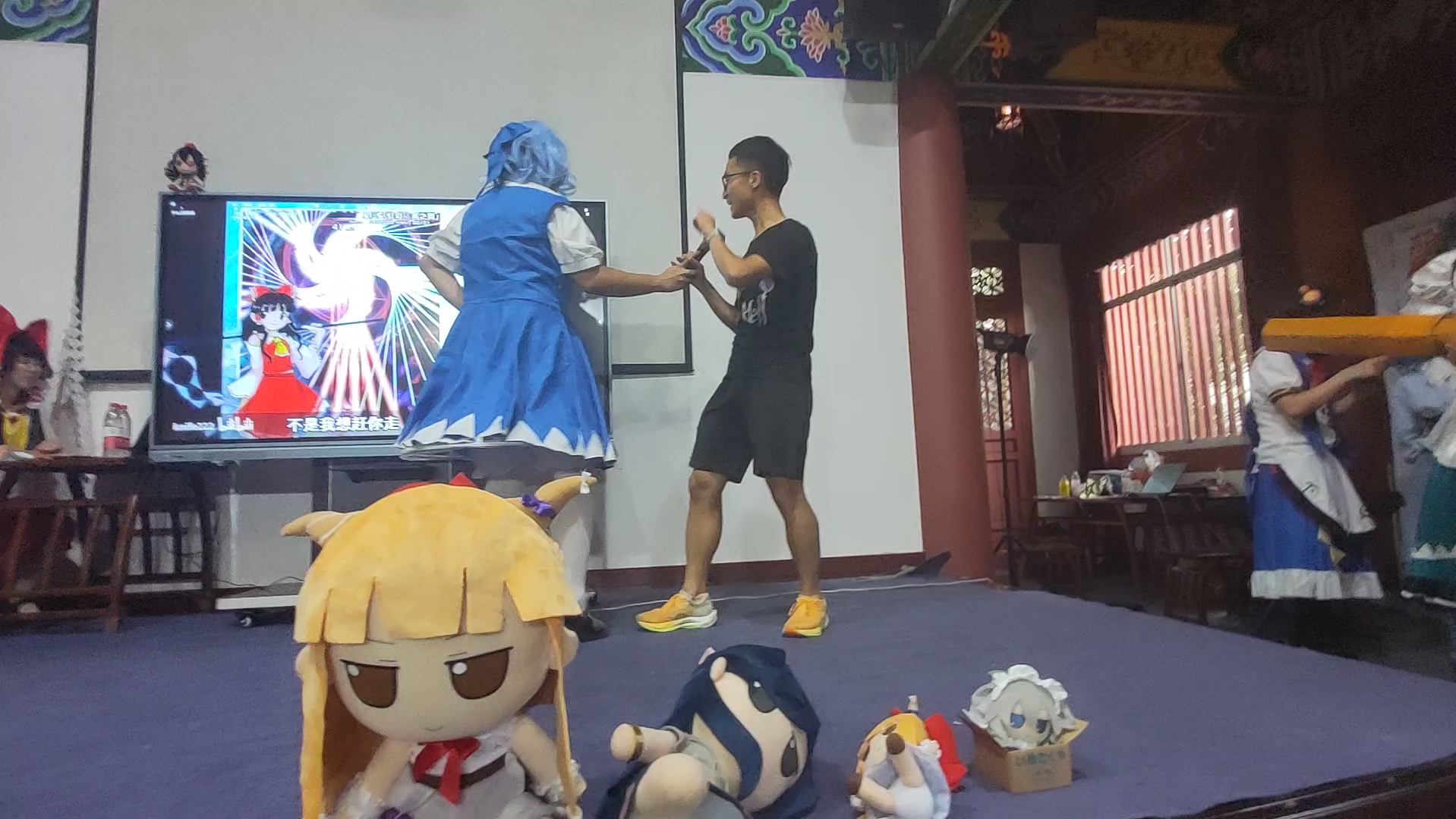 【丽水thp】激情对唱朝你大胯捏一把