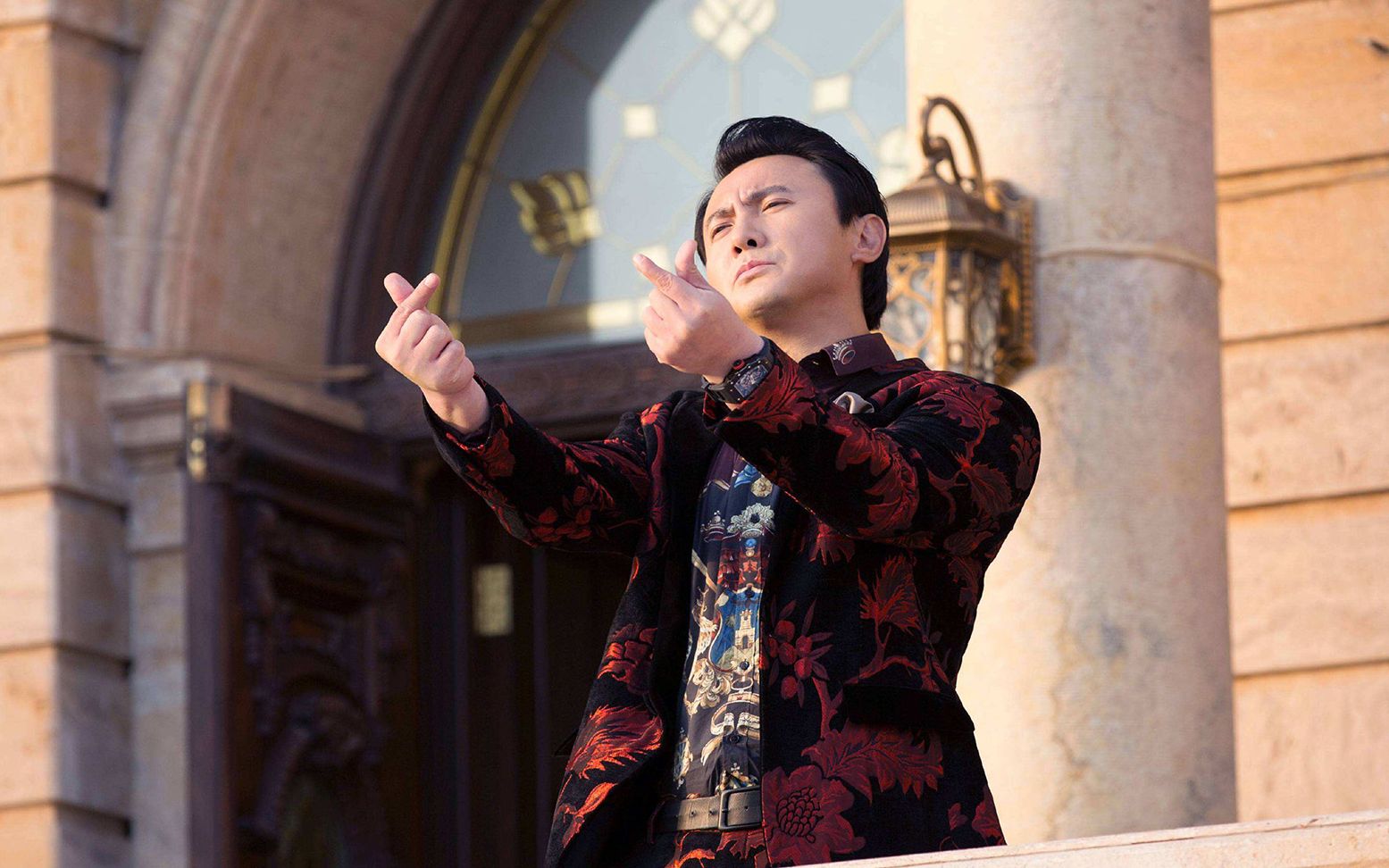 不装了我是有钱人