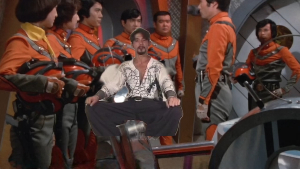 正在面试的塔克队新队员