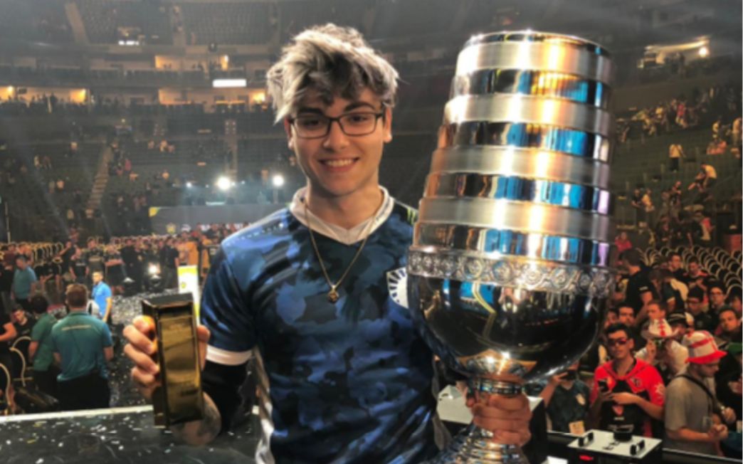 决赛 liuqid-vs-vitality图二 dust2 twistzz34杀视角 总监教你守大坑