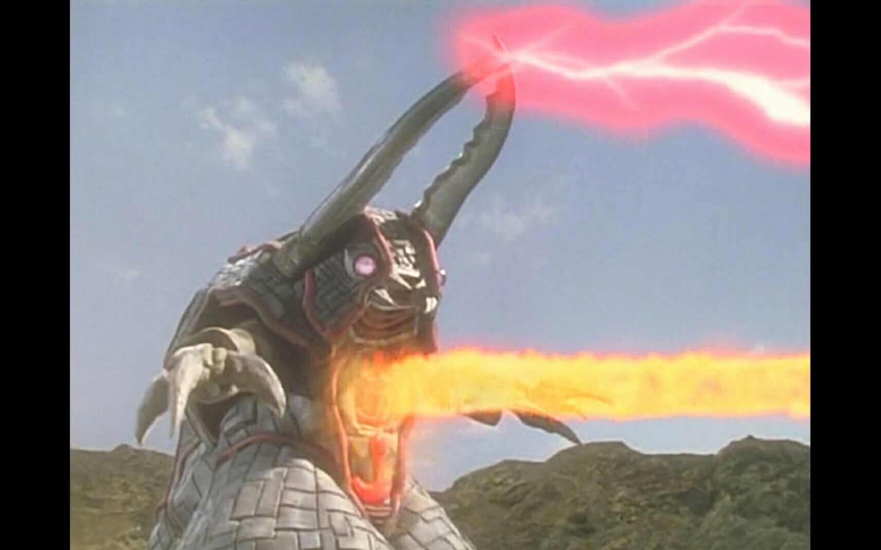 《热波来袭》盖亚奥特曼vs自然控制机器 炎山