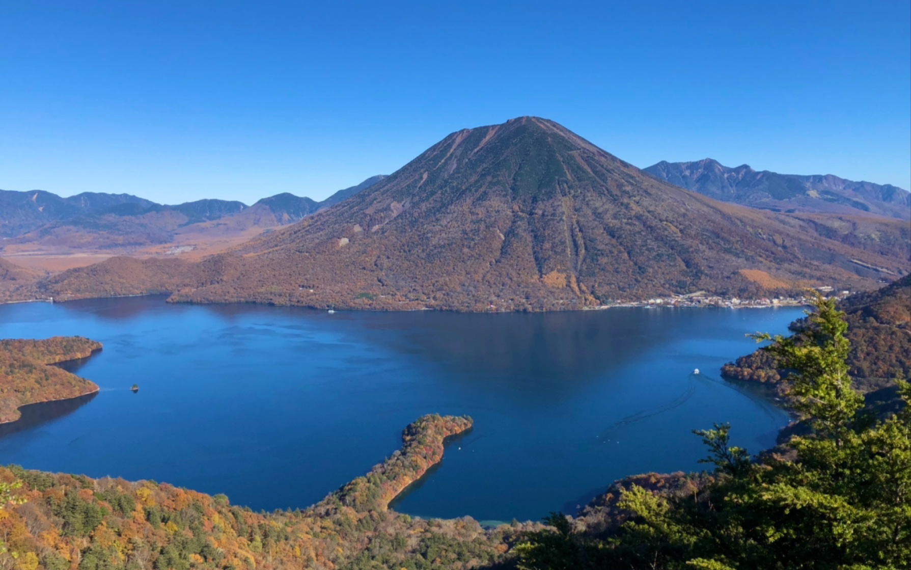 日本栃木县日光|中禅寺湖|不需要滤镜的风景呀