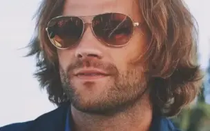 Download Video: 给不同人发的照片贾啪嗒版[Jaredpadalecki]