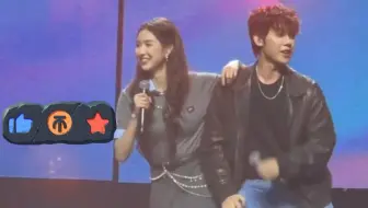 王玉雯和周奇cos#凤凰传奇 ，两人一开口还真有内味儿啊！#王玉雯 #电影苍茫的天涯是我的爱 #王玉雯周奇cos凤凰传奇