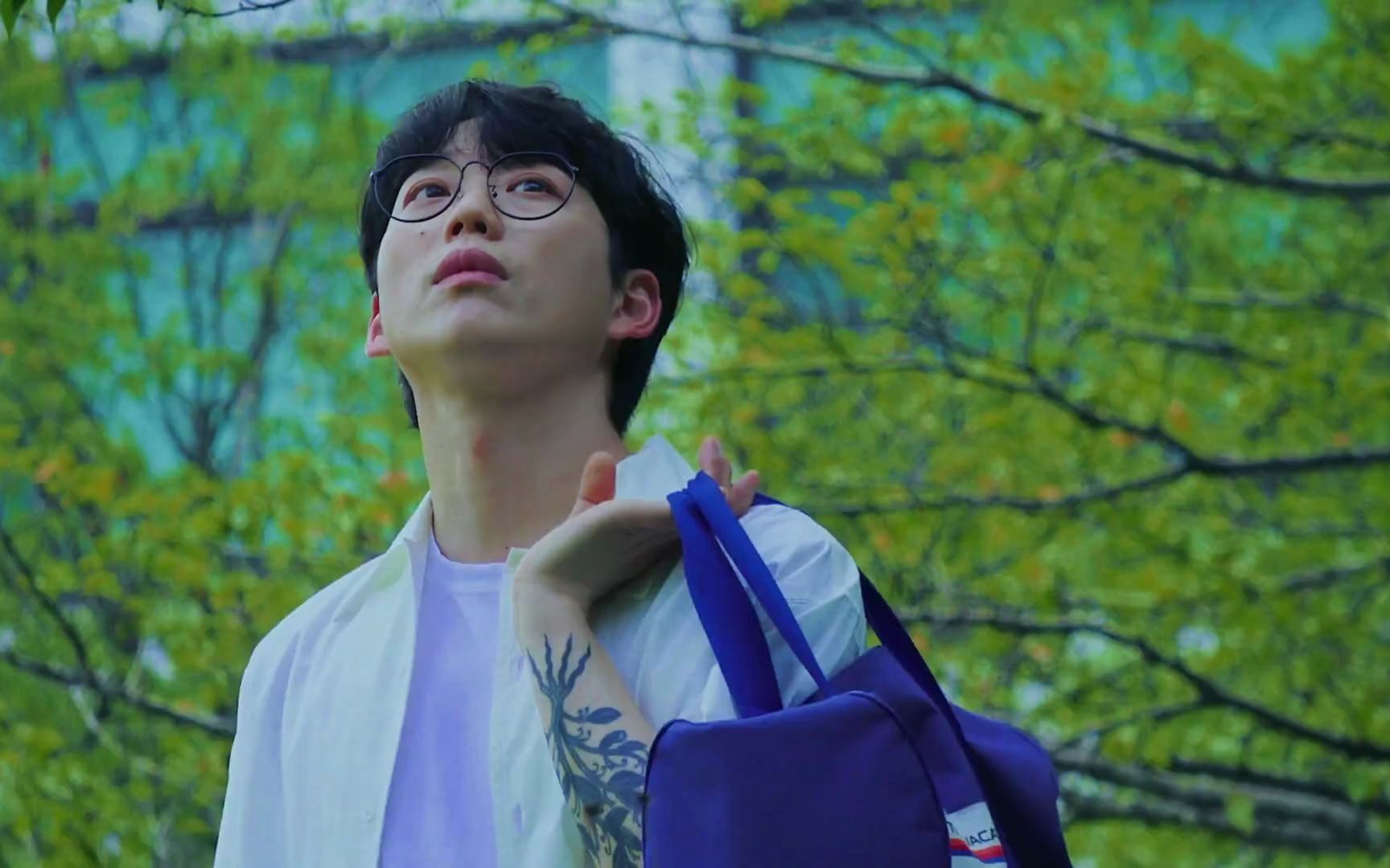 权正烈的嗓音是宝物啊【10cm】go back mv公开