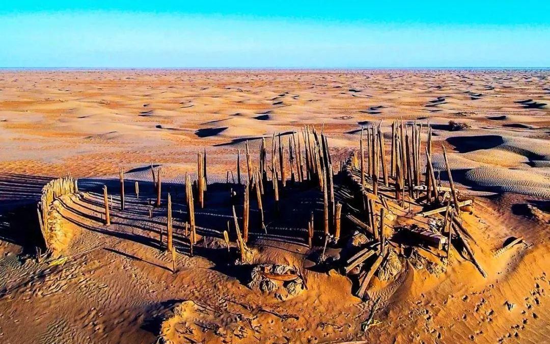 神秘罗布泊发现三千年前墓葬,微笑楼兰女木乃伊时隔66年再次出现