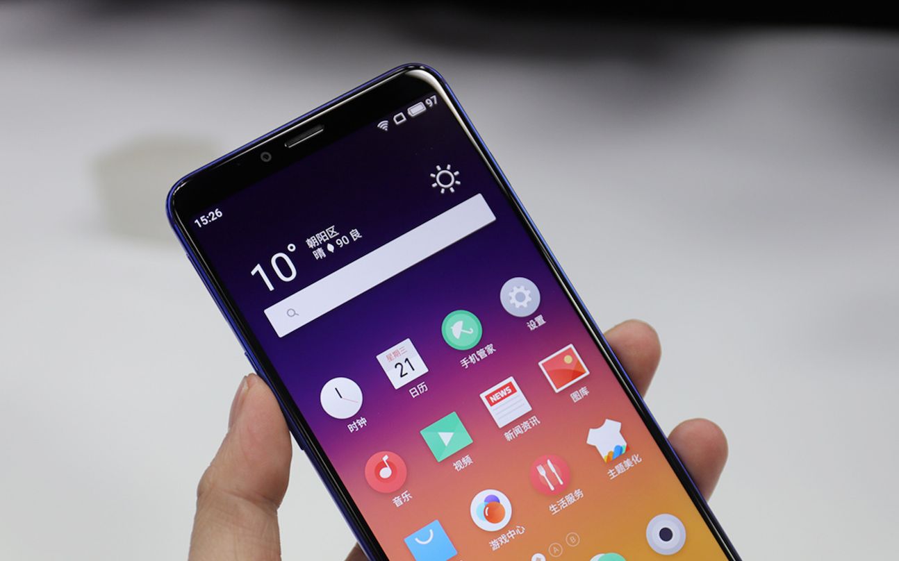 魅蓝e3上手体验,这颜值秒了粗粮几条街?