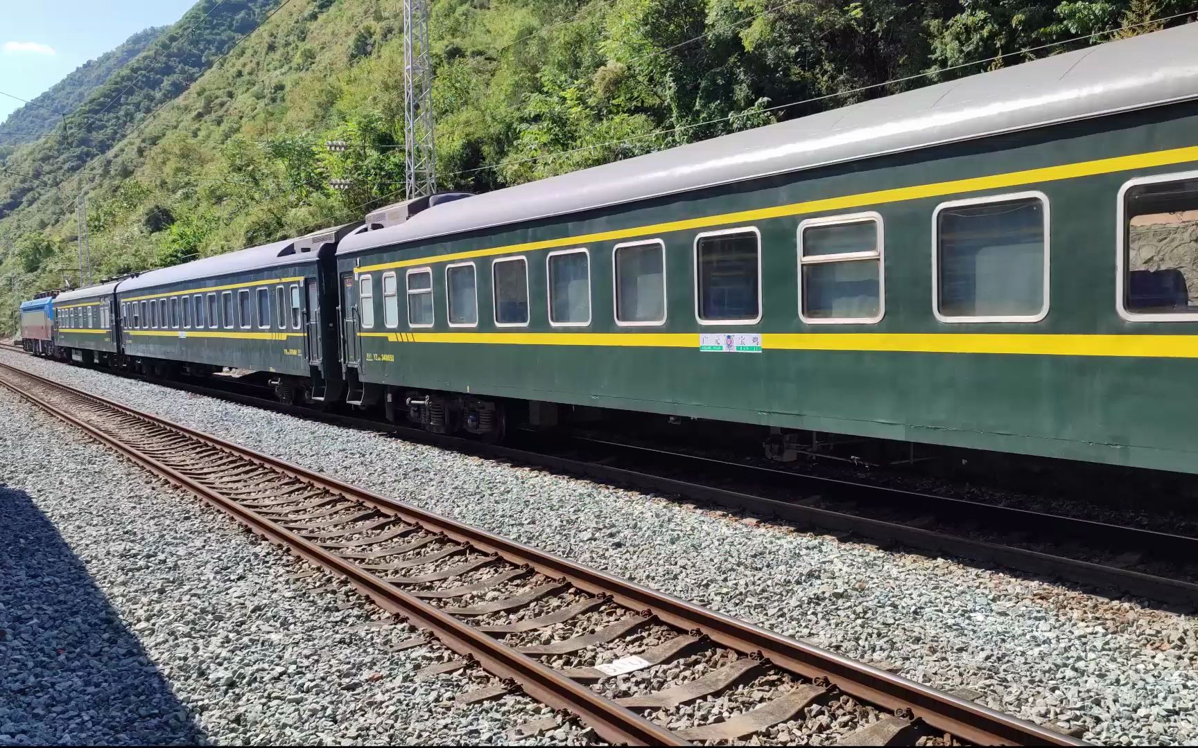 全程体验宝成铁路最后一班25b型慢火车6063/4次之:升空首发6063次在虞