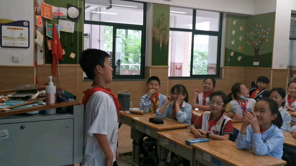 鄞江镇中心小学 401 儿童节集锦