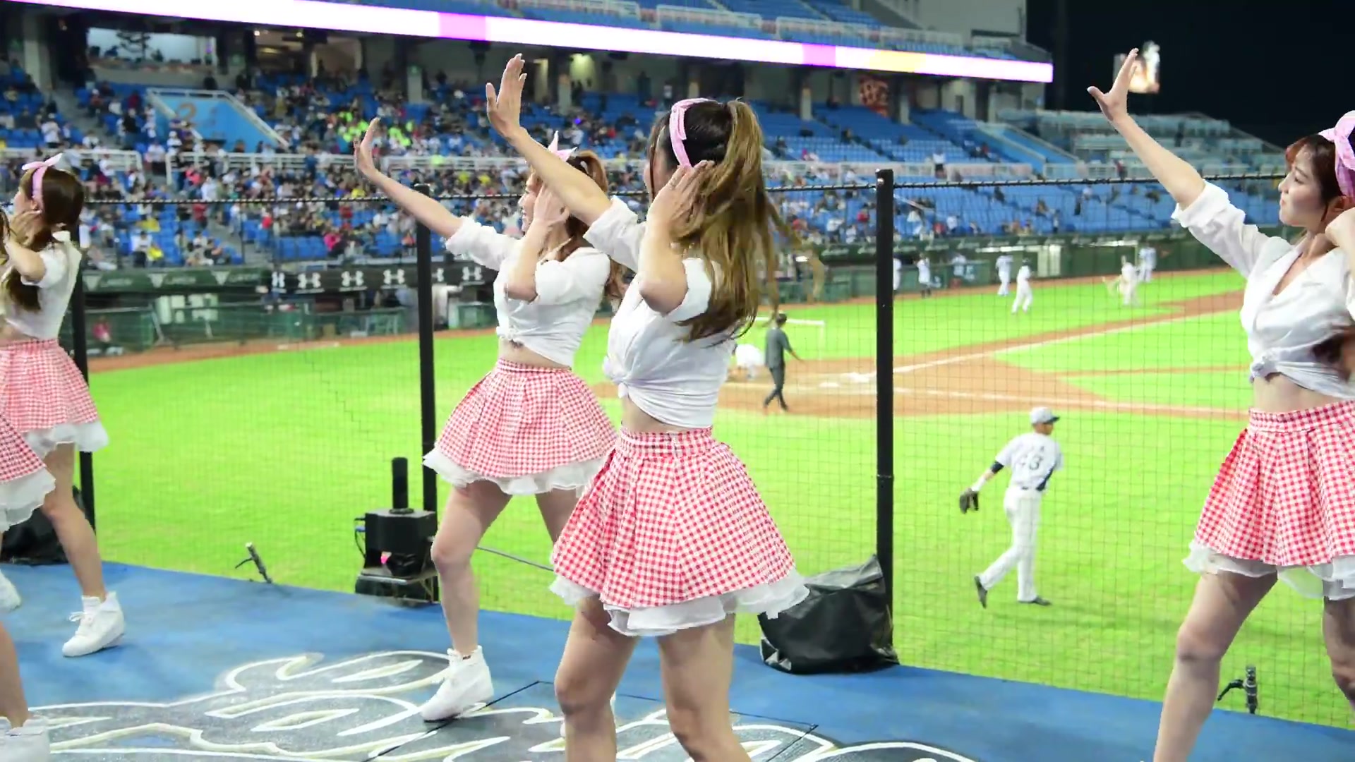 乐天女孩1 20180509 lamigirls mia沐妍中场舞 有怪兽妙妙妙 徐怀钰