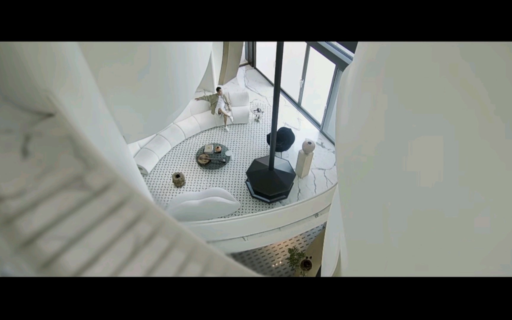 孟也 × 成都麓湖1500㎡黑蝶贝私人别墅