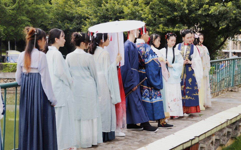 龙岩学院文礼国学社2020年社团纳新宣传片——“我们是华夏儿女,身着汉服,吟咏风月.”哔哩哔哩bilibili