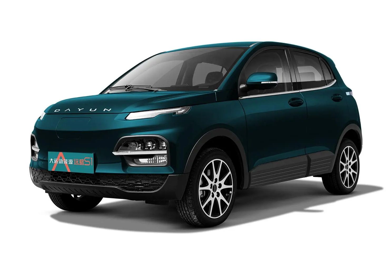 大运悦虎纯电小型suv车展实拍视频(片尾大运远志m1展示)@转转车市