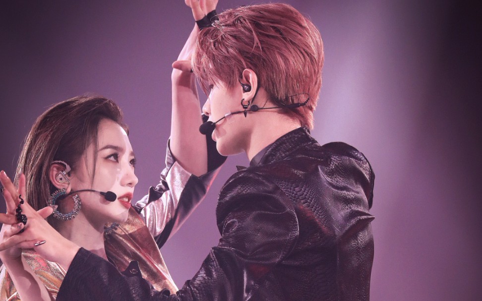 孟美岐x黄明昊 blood moon 超清4k合作舞台无码‖内娱bg舞台天花板来