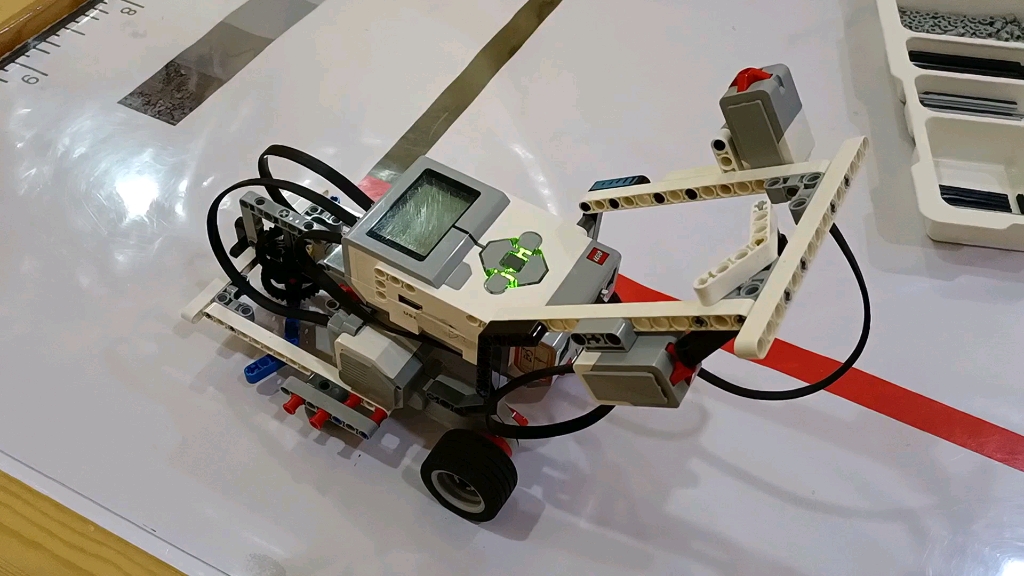 【乐高】乐高ev3 割草机