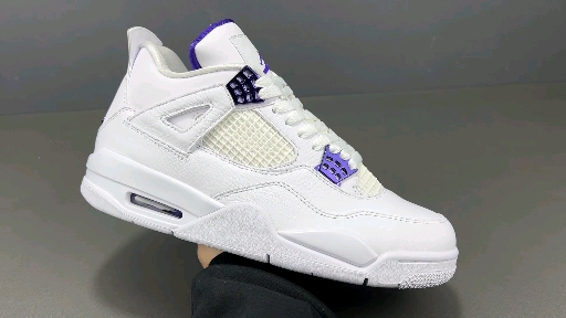 aj4 白紫扣