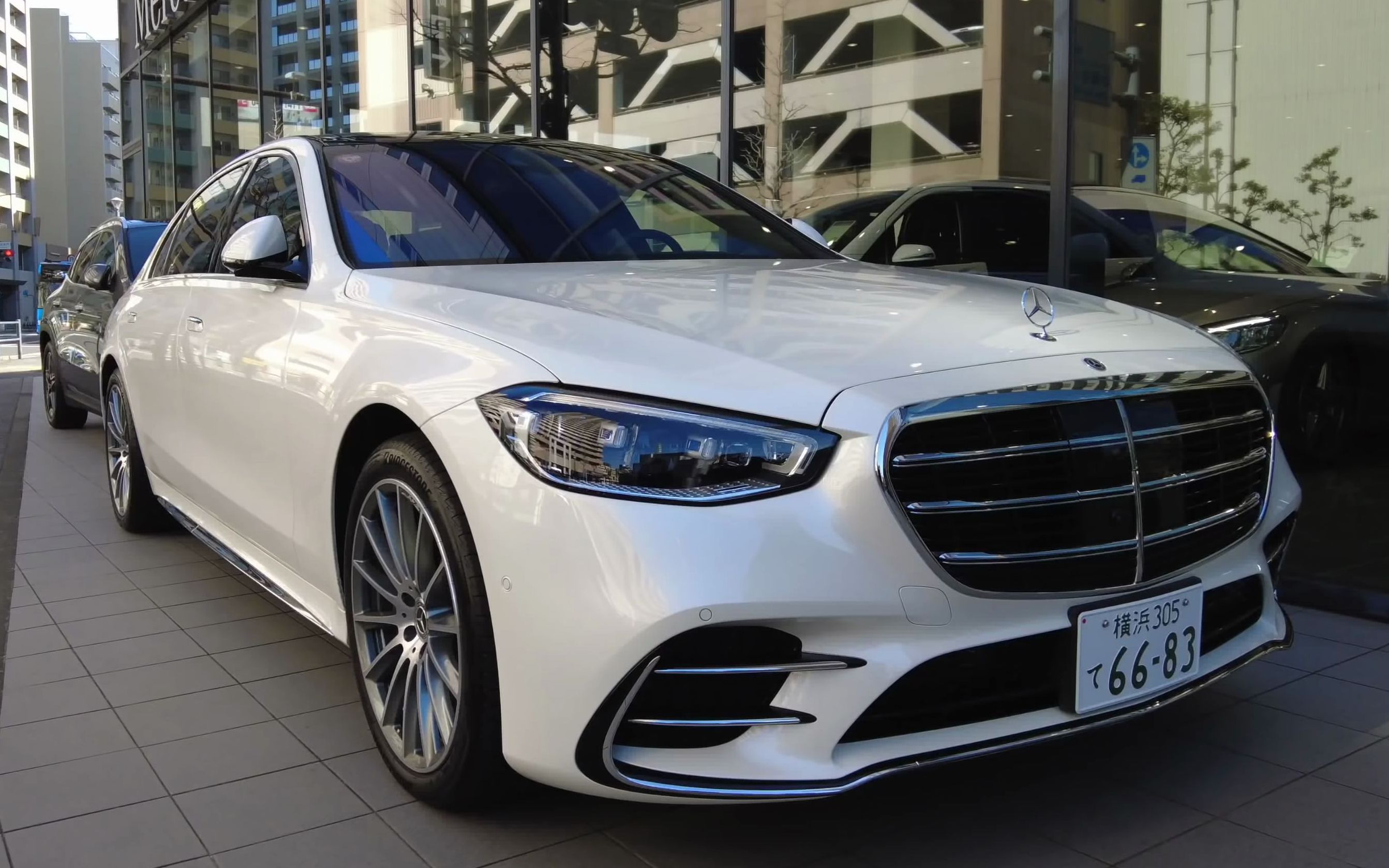 奔驰w223s级s500l日本小夫妻深度测评全新s级机翻字幕敬请谅解