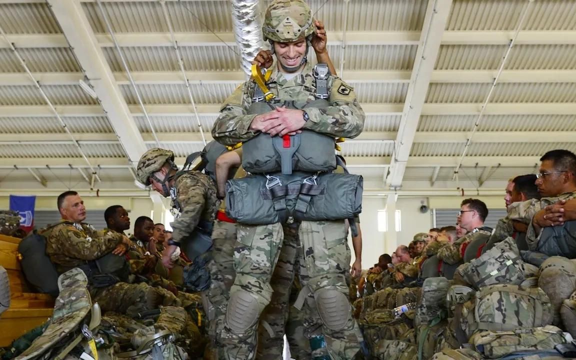 美国空降兵训练_哔哩哔哩bilibili_武装突袭3