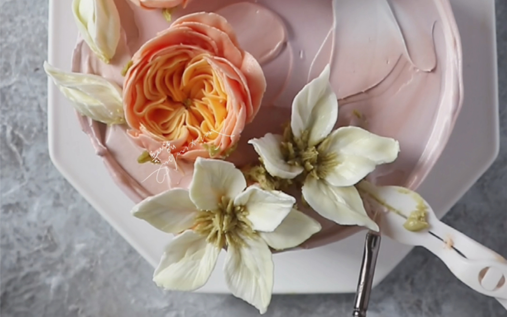 奶油霜裱花蛋糕,夏日花园