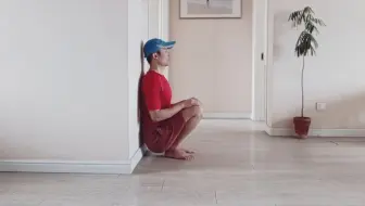五个深蹲不如一个乞丐蹲，每天饭后3分钟，脾胃和合胜百步！