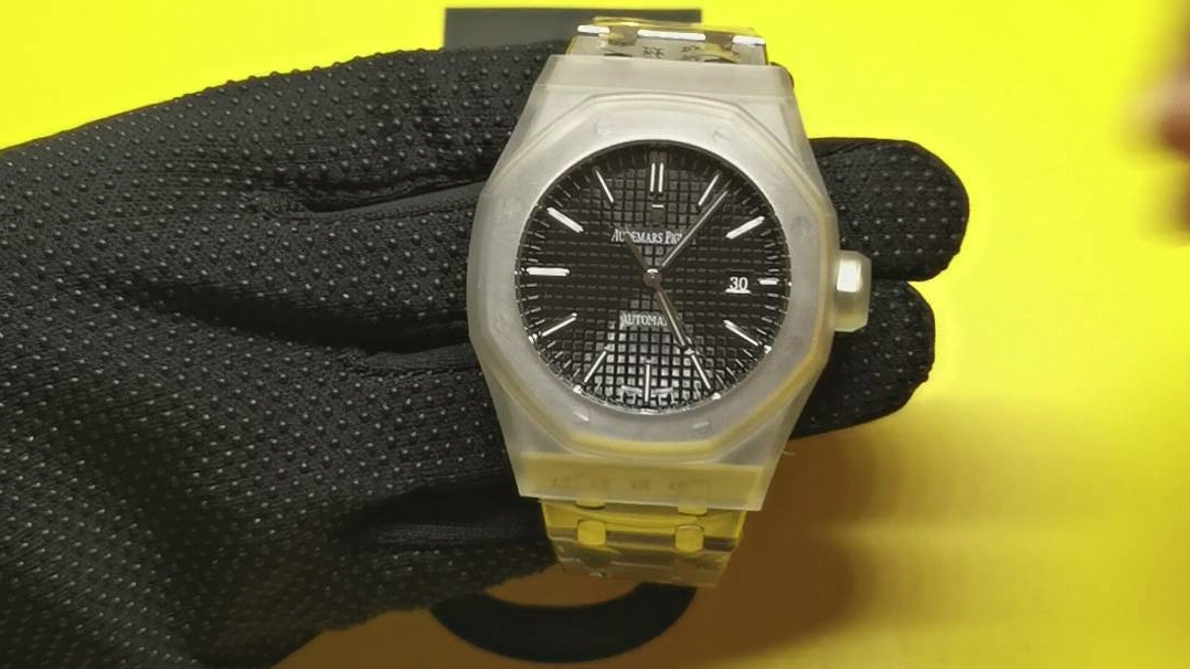 钢表之王15400黑色面格纹