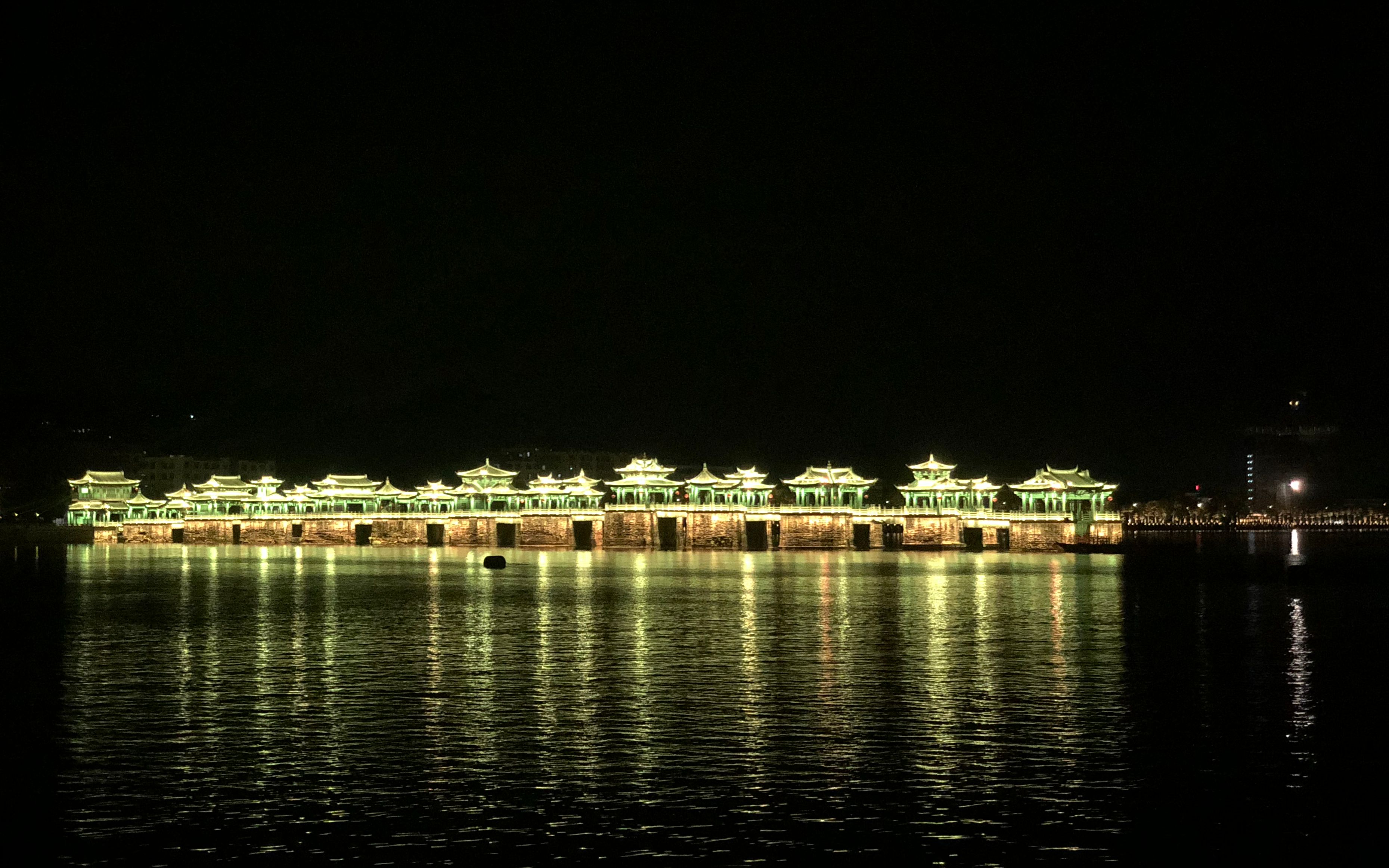 广济桥夜景音乐